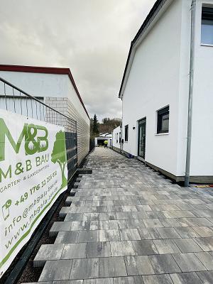 M&B BAU