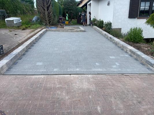 Blank Gartenlandschaftsbau, Service und Dienstleistungen