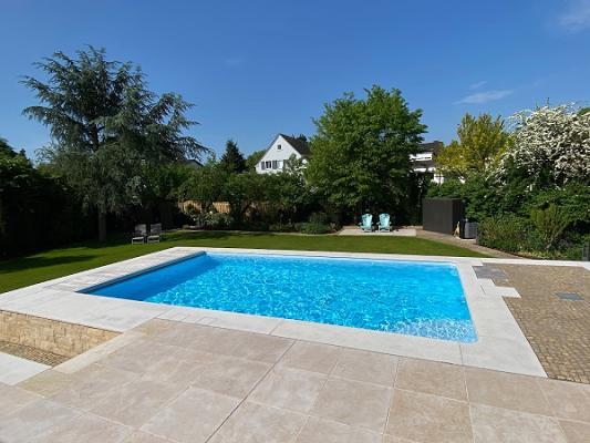 Garten Und Pool Panev
