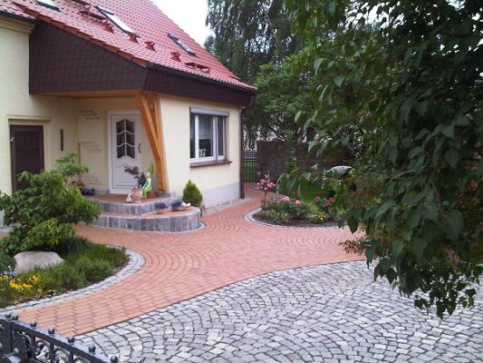 Knut-Erik Knobloch Garten- und Landschaftsbau