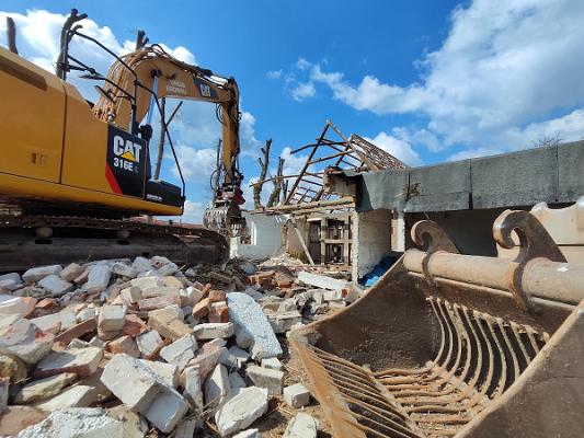 Uhlig Erdbau Gmbh & Co. Kg