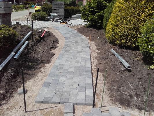 Gartenbau/ Pflasterarbeiten Hinrich Schön