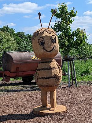 OPA ERNYS GARTEN I Landwirtschaftlicher Betrieb