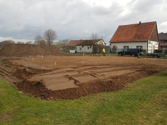 Firma Görtzen Garten u.Landschaftsbau.Tiefbau Görtzen Baumaschinen