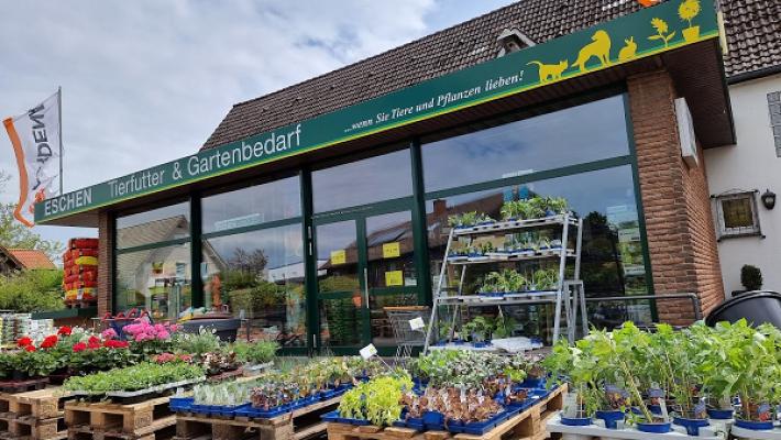 Eschen - Tierfutter und Gartenbedarf