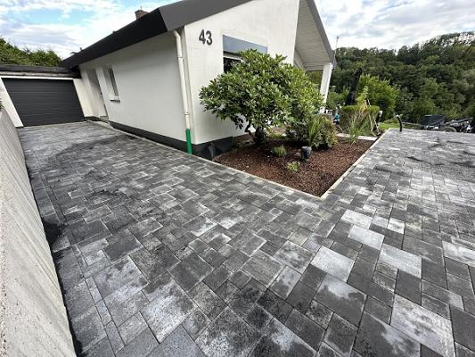 S&G Strassen und GaLabau Elvis Penner