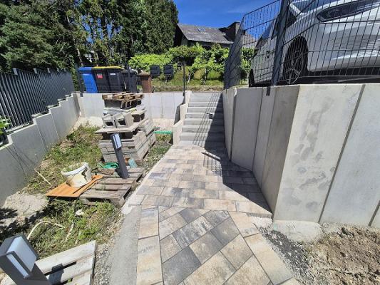 Priester Garten- und Landschaftsbau