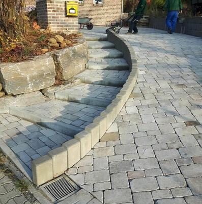 QORRI GARTEN- UND LANDSCHAFTSBAU