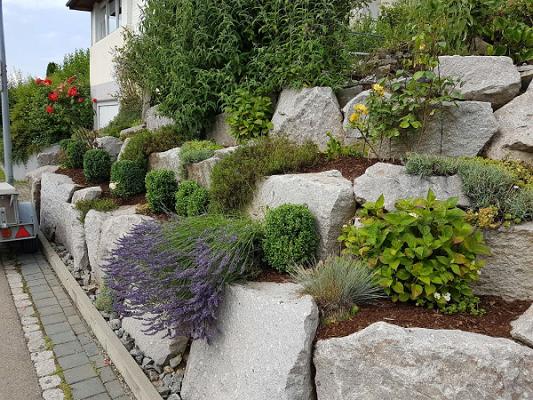 Amurllahi - Gartengestaltung & Pflege, Hausmeisterservice, Entrümpelungen und Winterdienst