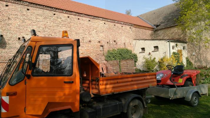 Rund um Haus und Garten - Jähkel