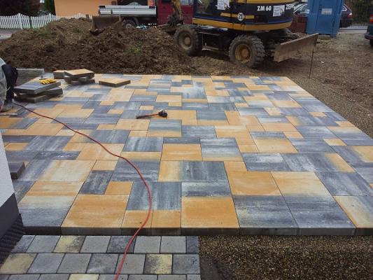 C&C BAU Garten-u.Pflasterbau; Baggerbetrieb