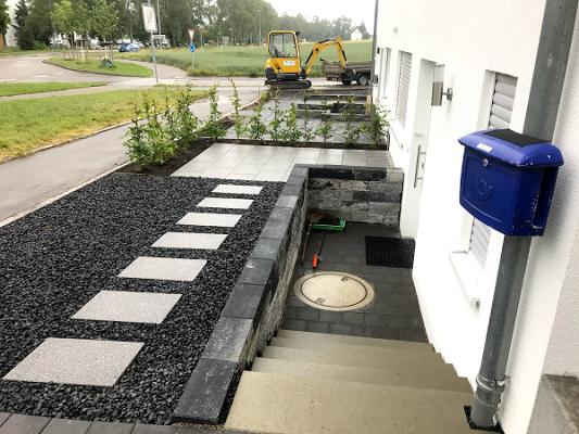 Arnis Gartengestaltung