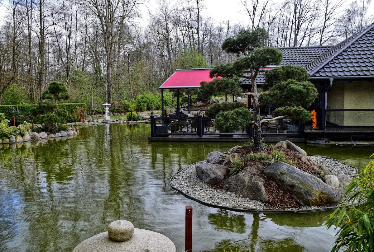 682dd327a8c18