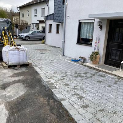 Dominik Huber Garten- und Landschaftsbau, Minibaggerbetrieb