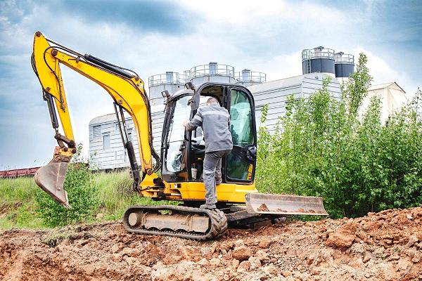 EKN - Erdarbeiten Abbrucharbeiten Baggerarbeiten