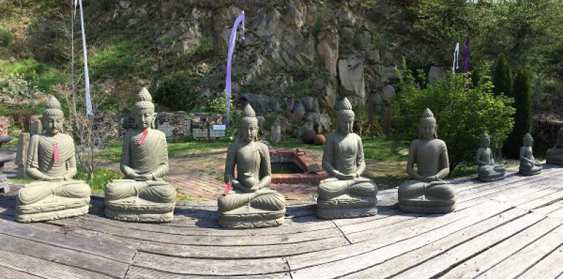 terra et ars galerie - Buddhas & Asia Gartenfiguren Geschäft