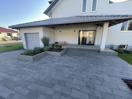 Garten- und Landschaftsbau Rodenheber GmbH