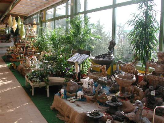 Helmstetter GmbH - Garten-Fachmarkt und Baumschule