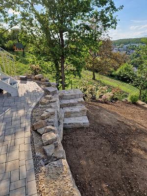 Alesi Ausbau und Garten