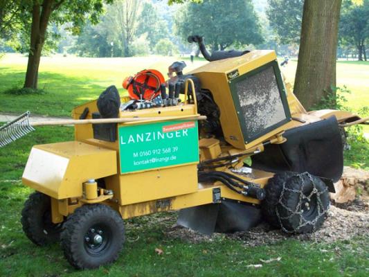 Lanzinger - Baumstumpffräsen
