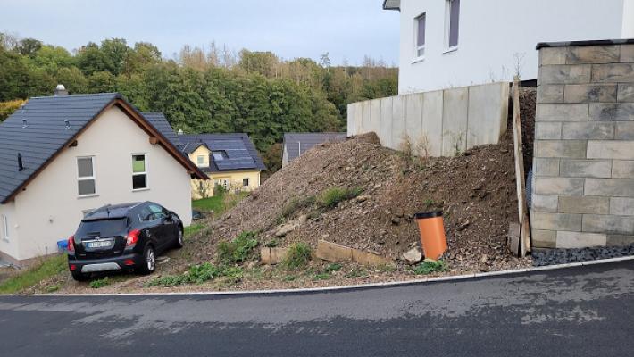 UR Uwe Ries Garten- & Landschaftsbau GmbH