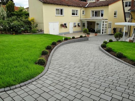 Garten & Landschaftsbau Bolkart Über 25 Jahre Erfahrung!