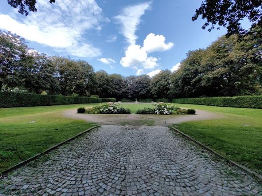 Heckengarten/Adam und Eva - Garten