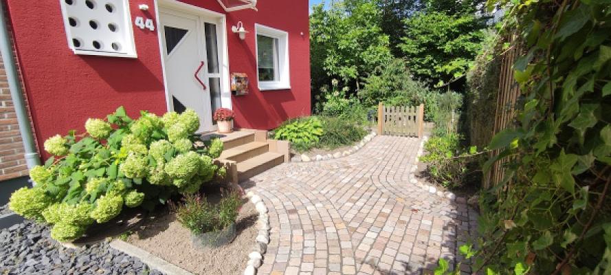 Borchers Garten- und Landschaftsbau e. K.