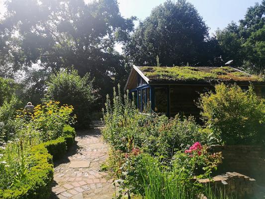 Naturnaher Schau- und Lehrgarten