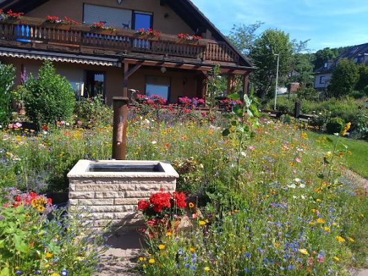 Stark Gartenbau , Kleingewerbe