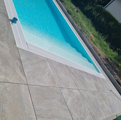 Astrit Zogaj Plattenleger Landschaftsgärtner