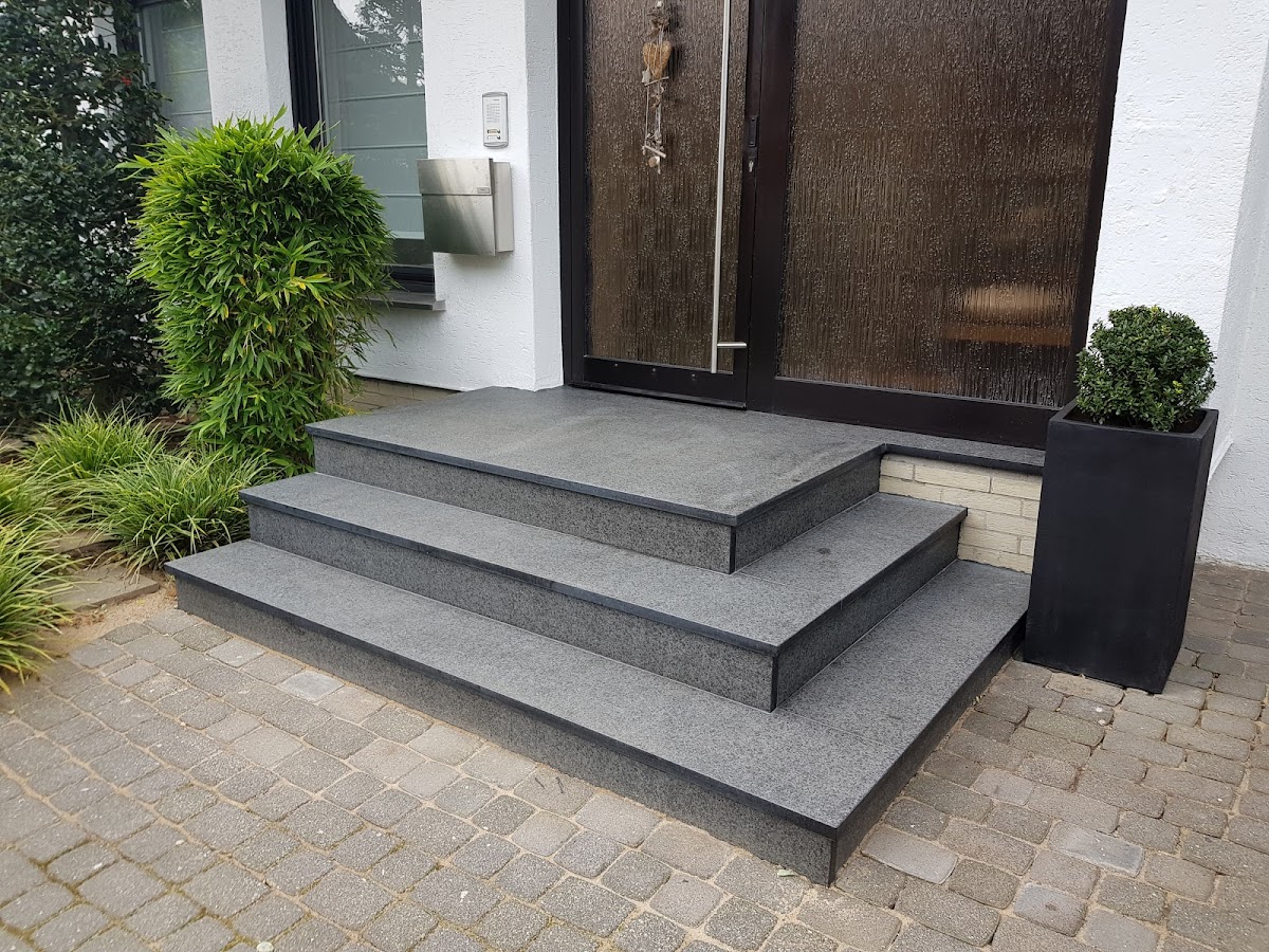 682ebe9379000