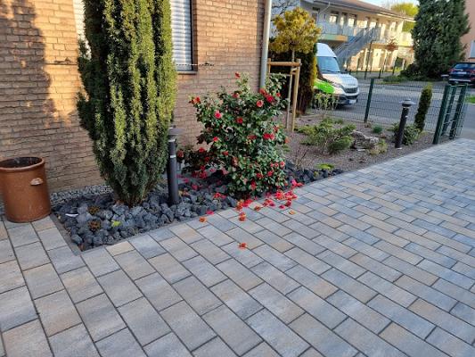Garten- & Landschaftsbau Gartenzwerg